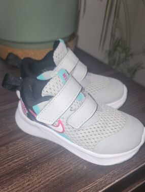 Nike Kids White & Teal Velcro Sneakers with Pink Swoosh